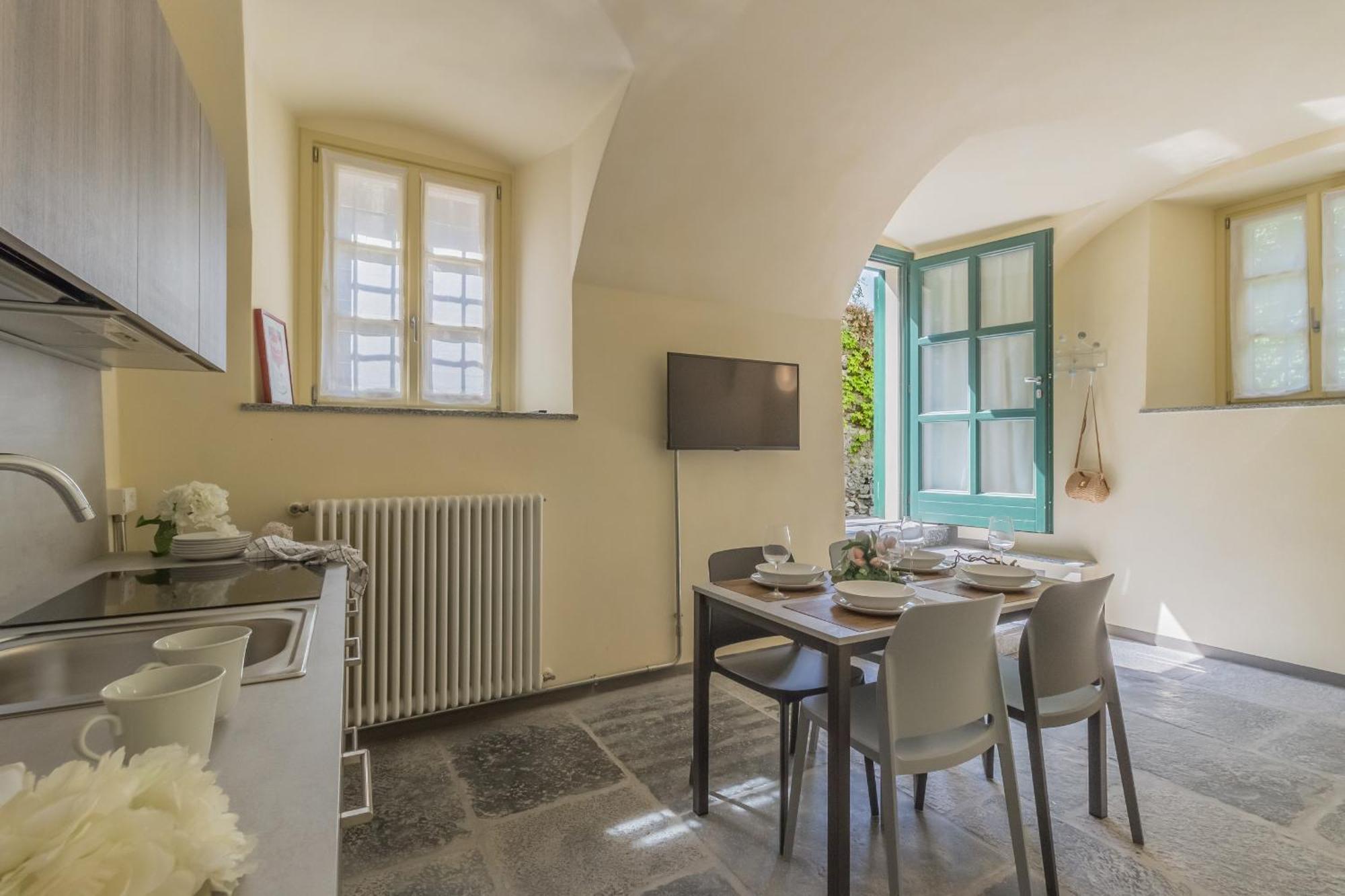 Tiny Duke Apartment Varenna Bagian luar foto